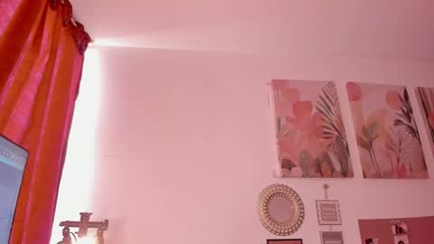 Snapshot of lolaasmith_21 chatting on 19, 10, 2025 lolaasmith_21 online show from 19, 10, 2025