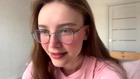 Snapshot of lolaatate chatting on 23, 3, 2026 lolaatate online show from 23, 3, 2026