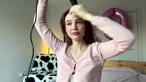 Snapshot of lolaatate chatting on 27, 3, 2026 lolaatate online show from 27, 3, 2026