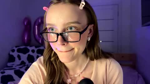 Snapshot of lolaatate chatting on 27, 3, 2026 lolaatate online show from 27, 3, 2026