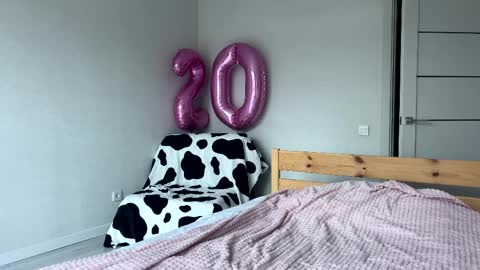 Snapshot of lolaatate chatting on 1, 4, 2026 lolaatate online show from 1, 4, 2026