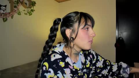 Snapshot of lolaleah_ chatting on 13, 1, 2026 Lola online show from 13, 1, 2026