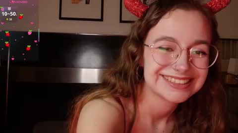 Snapshot of lolatheangel chatting on 13, 2, 2026 Lolatheangel online show from 13, 2, 2026