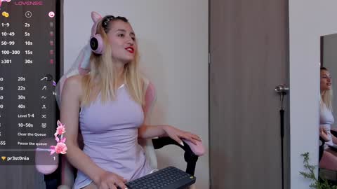 Lolly online show from 24, 12, 2024