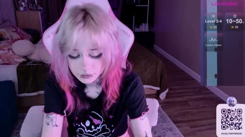 Snapshot of lollyshy__ chatting on 10, 1, 2025 Lolly online show from 10, 1, 2025