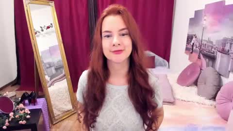 LoloMercier online show from 22, 2, 2025