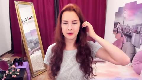 LoloMercier online show from 23, 2, 2025