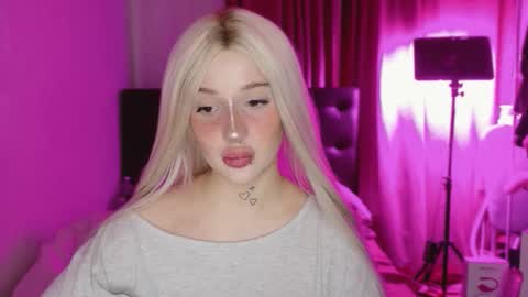 Snapshot of lolykari chatting on 28, 3, 2026 Kari online show from 28, 3, 2026