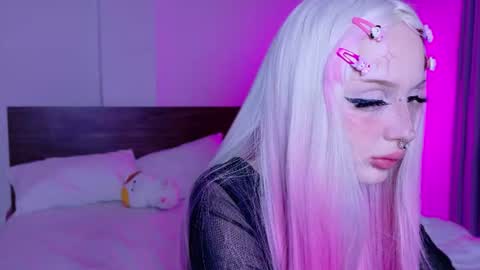 Snapshot of lolykari chatting on 22, 6, 2026 Kari online show from 22, 6, 2026