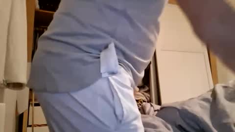 Snapshot of london_boy_35 chatting on 14, 5, 2026 hey you online show from 14, 5, 2026