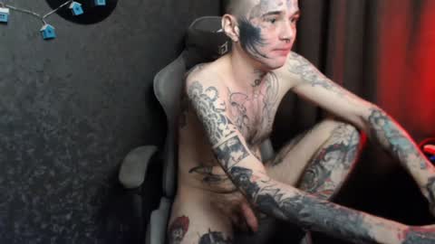 Snapshot of lone1ycrystal chatting on 23, 1, 2025 Chris online show from 23, 1, 2025