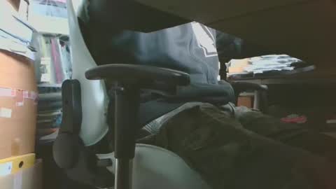 Snapshot of lonelypumabreizh chatting on 10, 12, 2024 Pumabreizh online show from 10, 12, 2024