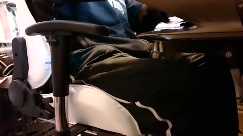 Snapshot of lonelypumabreizh chatting on 26, 2, 2025 Pumabreizh online show from 26, 2, 2025