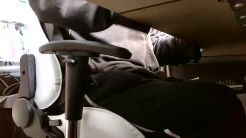 Snapshot of lonelypumabreizh chatting on 26, 2, 2025 Pumabreizh online show from 26, 2, 2025