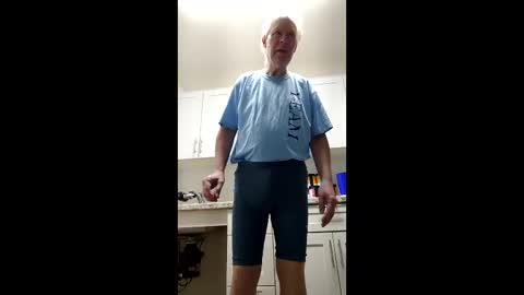 Snapshot of long1969dong chatting on 19, 4, 2026 long1969dong online show from 19, 4, 2026