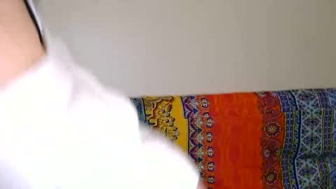 Snapshot of longlegstammy chatting on 6, 4, 2026 Cutenurse91 online show from 6, 4, 2026