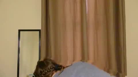 Snapshot of longlegstammy chatting on 12, 4, 2026 Cutenurse91 online show from 12, 4, 2026