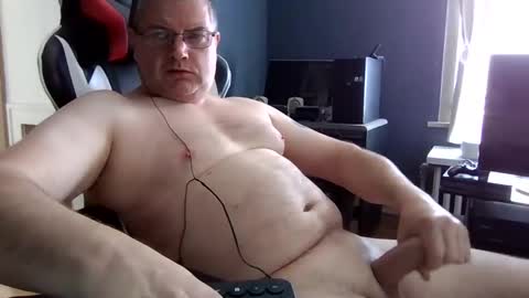 Snapshot of longndeep75 chatting on 28, 3, 2026 longndeep75 online show from 28, 3, 2026