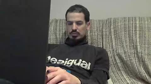 Snapshot of longnight5 chatting on 28, 1, 2025 Alejandro Rulitos Twitter longnight55 Intagram 5longnight5 online show from 28, 1, 2025