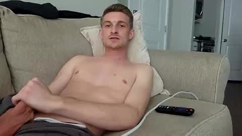 longroyaltyy online show from 13, 12, 2025