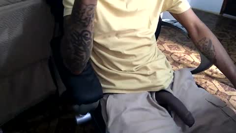 Snapshot of longshaft_ chatting on 18, 3, 2026 longshaft_ online show from 18, 3, 2026