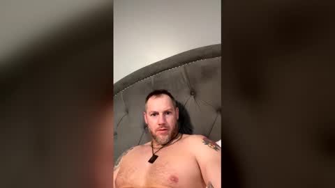 Snapshot of longstrokin8869 chatting on 29, 4, 2026 Bradsobad88 online show from 29, 4, 2026