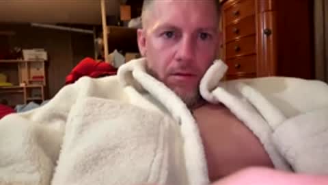 Snapshot of longstrokin8869 chatting on 18, 5, 2026 Bradsobad88 online show from 18, 5, 2026