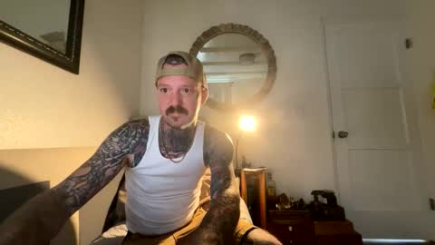 Snapshot of longwalksonthebeach69 chatting on 2, 3, 2026 longwalksonthebeach69 online show from 2, 3, 2026