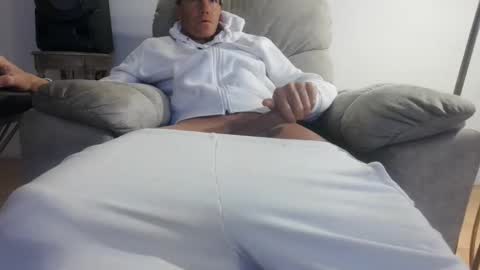 Snapshot of look_bigcock chatting on 8, 3, 2025 Seamus Love online show from 8, 3, 2025