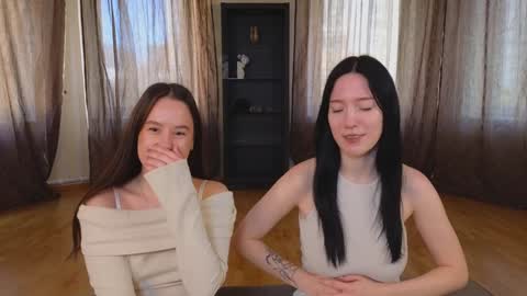 Snapshot of lookatmehabibi_ chatting on 17, 9, 2025 Adele Ellie and Lou Sally Dana and Bonnie online show from 17, 9, 2025