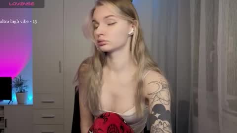 Snapshot of lookluna chatting on 8, 2, 2026 Luna online show from 8, 2, 2026