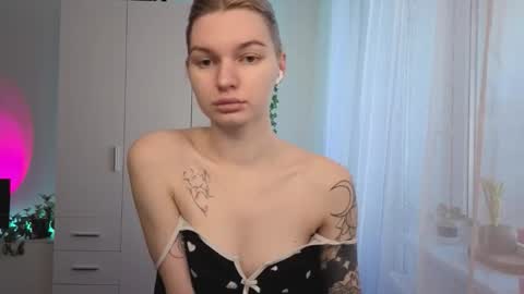 Snapshot of lookluna chatting on 15, 3, 2026 Luna online show from 15, 3, 2026