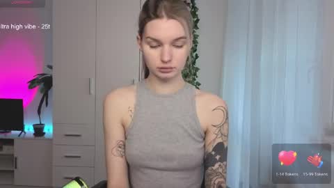 Snapshot of lookluna chatting on 16, 4, 2026 Luna online show from 16, 4, 2026