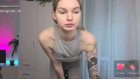 Snapshot of lookluna chatting on 18, 4, 2026 Luna online show from 18, 4, 2026