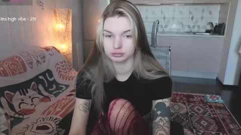 Snapshot of lookluna chatting on 21, 4, 2026 Luna online show from 21, 4, 2026