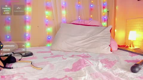 Snapshot of loolisweet chatting on 2, 2, 2025 Kary online show from 2, 2, 2025