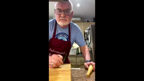 Snapshot of loop102 chatting on 1, 6, 2026 loop102 online show from 1, 6, 2026