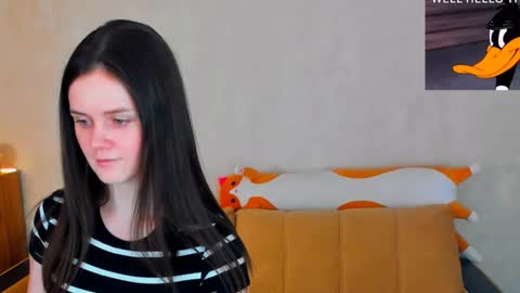 Snapshot of lora_cain chatting on 22, 12, 2024 Lora Cain online show from 22, 12, 2024