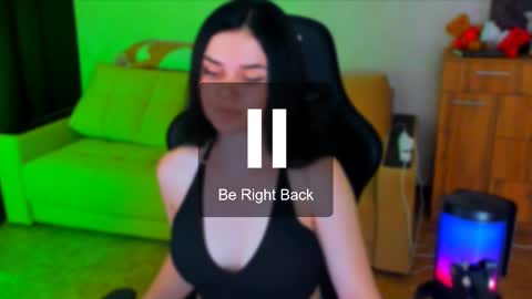 Snapshot of lora_cain chatting on 10, 2, 2025 Lora Cain online show from 10, 2, 2025