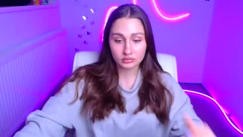 Lora online show from 6, 11, 2025