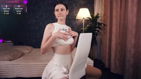 Lora online show from 11, 10, 2025