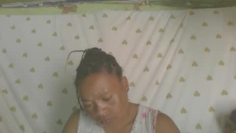 LorahVane online show from 3, 3, 2026