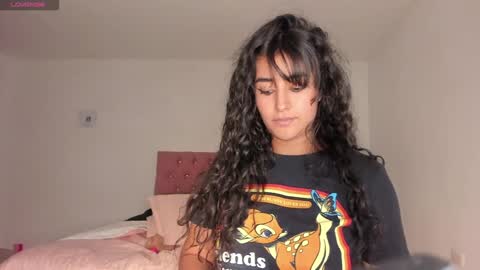 Snapshot of lore_rey chatting on 6, 1, 2025 lore_rey online show from 6, 1, 2025