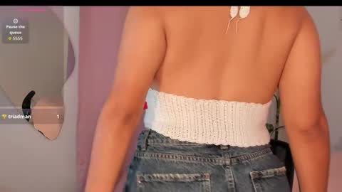 Snapshot of lore_rey chatting on 11, 10, 2025 lore_rey online show from 11, 10, 2025