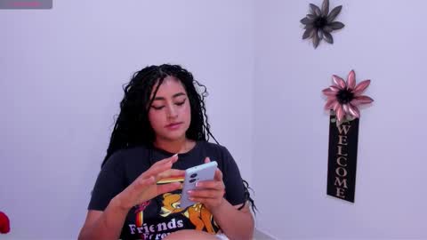 Snapshot of lore_rey chatting on 10, 11, 2025 lore_rey online show from 10, 11, 2025