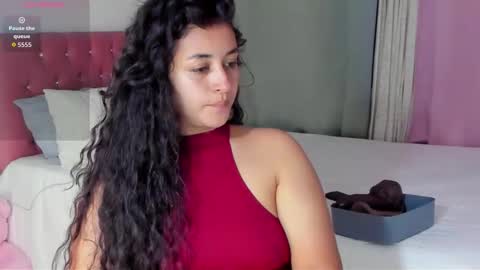 Snapshot of lore_rey chatting on 2, 12, 2025 lore_rey online show from 2, 12, 2025