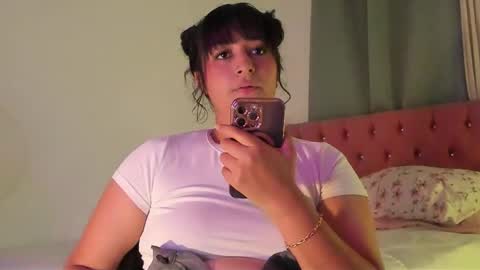 Snapshot of lore_rey chatting on 17, 12, 2025 lore_rey online show from 17, 12, 2025