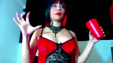 Lore Depp online show from 27, 5, 2026