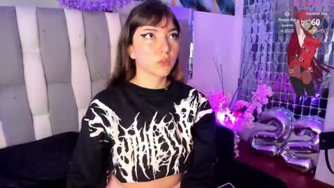 Snapshot of loren_jacksoon chatting on 9, 6, 2026 Loren online show from 9, 6, 2026