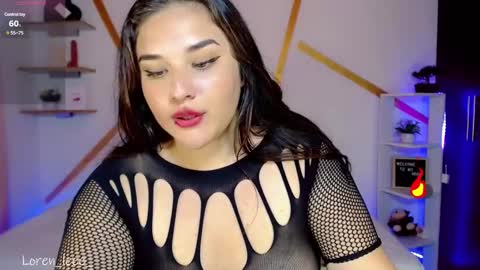 Snapshot of loren_leee chatting on 22, 2, 2025 Loren online show from 22, 2, 2025